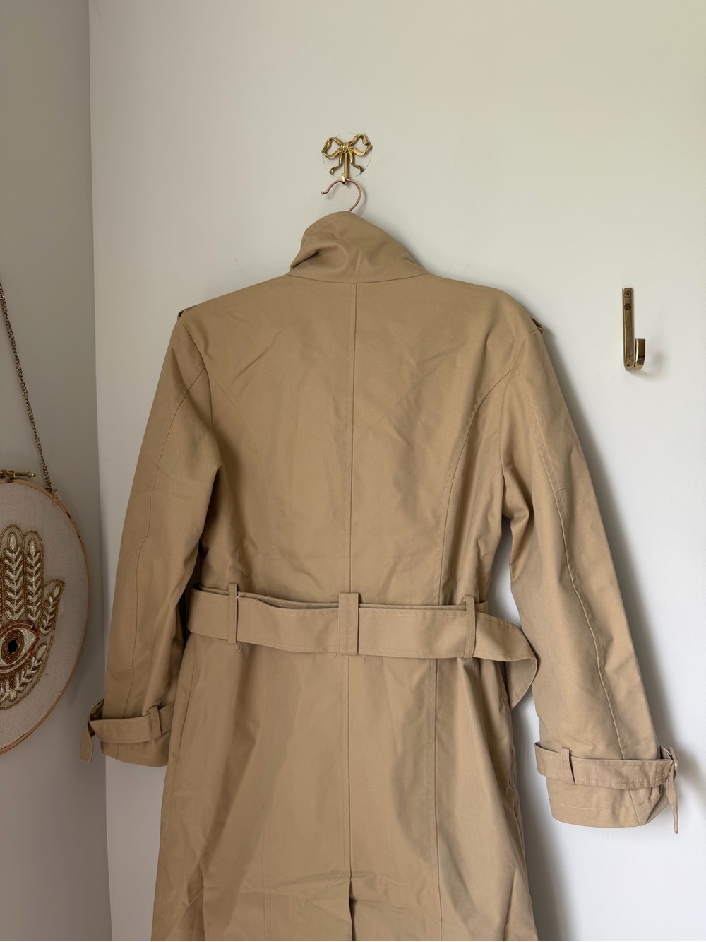 Avec Les Filles Beige cotton funnel neck Trench Coat with Belt - Picture 9 of 11